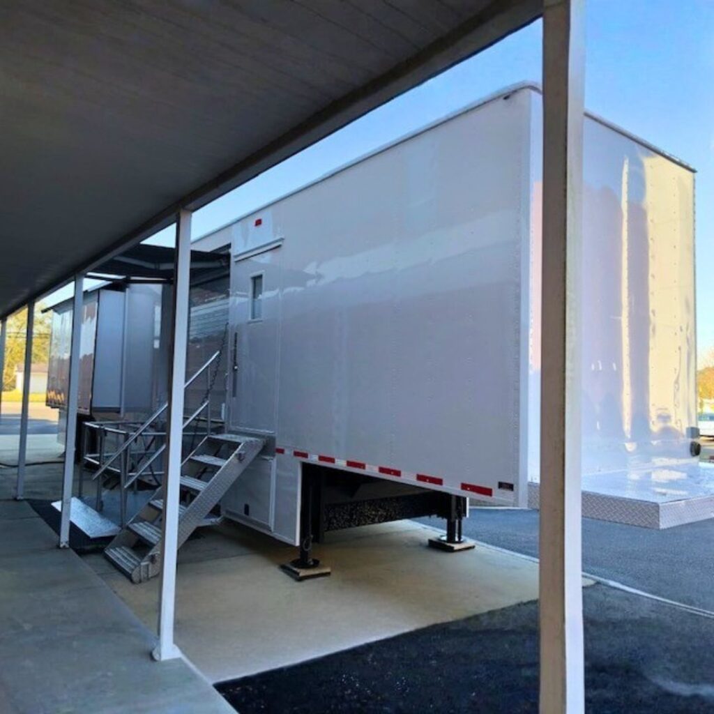 mobile imaging trailer unit installed onsite 4