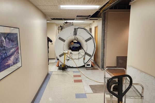 MRI Relocation Deinstallation Services